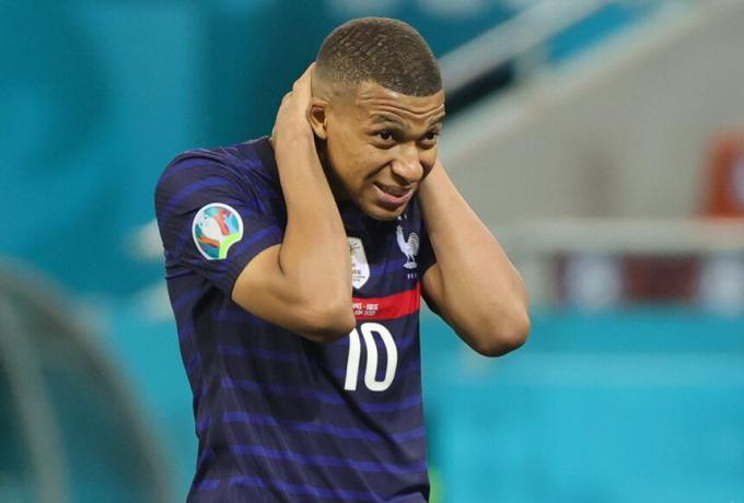 Μπαπέ: «Μετά το Euro 2020 με έλεγαν μαϊμού, είπα ότι δεν θα παίξω ξανά για τη Γαλλία»