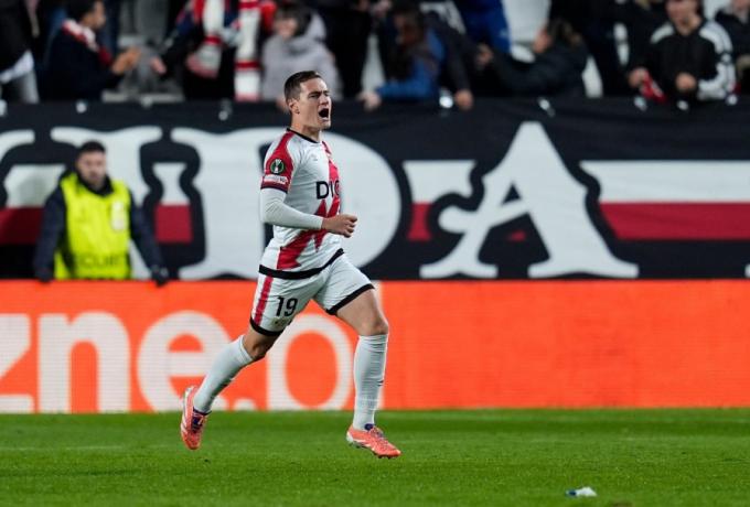 Ντε Φρούτος: «Ιστορικός αγώνας με την ΑΕΚ»