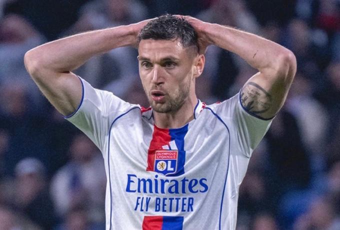 «Η Λιόν δεν θα πληρώσει για να κρατήσει τον Γιάμετσουκ»