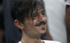 Αυτό το «καλά… don’t laugh at all»