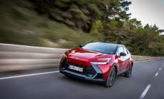 C-HR: Δέκα χρόνια καινοτομίας και επιτυχίας ως το Νο.1 C-SUV της Toyota (pics)