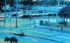 Εγκεφαλικά νεκρός ο 39χρονος μοτοσικλετιστής που είχε τροχαίο με ταξί στην Ποσειδώνος - Ελεύθερος ο οδηγός
