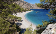 Απαγορεύτηκε η κολύμβηση στο Αρδάνι της Καρπάθου γιατί εντοπίστηκαν παλιά πυρομαχικά