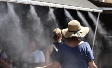 Καιρός σήμερα: Υψηλές θερμοκρασίες και ενισχυμένοι βοριάδες στο Αιγαίο