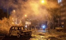 Νέα ρωσική επίθεση στο Κίεβο με βαλλιστικούς και εννέα νεκρούς - Η άρνηση του Τραμπ στον Ζελένσκι