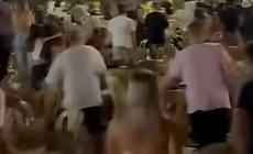 Ξύλο και των γονέων σε πανηγύρι στο Αντίρριο κι η ορχήστρα συνέχισε να παίζει μουσική (vid)!