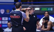 Τρινκιέρι: «30 βολές, 4 τεχνικές ποινές, προσπαθώ να καταλάβω τη διαιτησία»