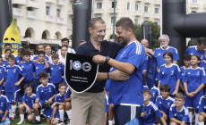 Τσέφεριν και οι legends 2004 στο φεστιβάλ «Football in Schools»