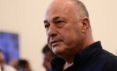 Βαρύ πένθος για τον Αχιλλέα Μπέο: «Εφυγε» αιφνιδίως η μονάκριβη αδερφή του Βάσω