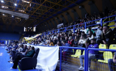 Στο τραπέζι το Περιστέρι για έδρα του Ολυμπιακού αν χαλάσει το deal με την ΑΕΚ