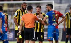Κουτσιαύτης: «Ο παίκτης της ΑΕΚ πέφτει πάνω στον παίκτη του Βόλου, δεν υπάρχει πέναλτι»