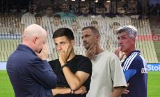 Και με ποιους να δουλέψεις στη διακοπή...