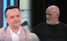 «Πόσο γλίτσας είναι»: Άγρια κόντρα Χάρη Δούκα – Στάθη Τσαγκαρουσιάνου για μια ανάρτηση για τον Μαζωνάκη