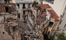 Έκρηξη στην Πλάκα: Στο κτίριο η πιθανή διαρροή αερίου – Στεγανό το κεντρικό δίκτυο
