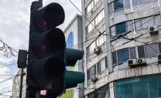Χωρίς φανάρια Μεσογείων, Κηφισίας και κεντρικοί δρόμοι στην Αθήνα – Έπεσε η τάση του ρεύματος
