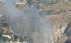 Ιταλία: Φωτιά πλησιάζει κατοικημένες περιοχές στην Ταορμίνα στη Σικελία – Εκκενώθηκε γηροκομείο