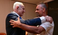 Ισραηλινός επιβάτης περιγράφει στον Νετανιάχου πώς ακινητοποίησε τον δράστη της flydubai
