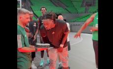 Παναθηναϊκός: Η έκπληξη στον Λεσόρ για τα γενέθλιά του και ο χορός του Γάλλου (vid)