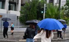 Καιρός σήμερα: Βροχές και καταιγίδες σε Ιόνιο και Ηπειρωτικά – Χαμηλή θερμοκρασία και άνεμοι έως 6 μποφόρ