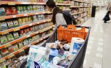 Στα 1.820 ευρώ τον μήνα οι δαπάνες του μέσου νοικοκυριού – Πάνω από τα μισά σε τρόφιμα και στέγη για τους φτωχότερους