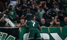 Η εικόνα που θα κρεμαστεί σε τοίχους παιδικών δωματίων: Τι πραγματικά χάρισε ο Τετέι στον Παναθηναϊκό