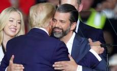 Ρώσος ολιγάρχης, κοντά στον Πούτιν, φέρεται να χρηματοδότησε τη γαμήλια δεξίωση του Τραμπ Τζούνιορ