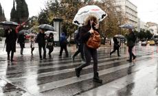 Τι χειμώνα περιμένουμε φέτος στην Ελλάδα: Οι πρώτες προβλέψεις για θερμοκρασίες και βροχές, τι δείχνουν για την Αττική