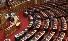 Social media: Στην Ολομέλεια το νομοσχέδιο για απαγόρευση στους ανήλικους