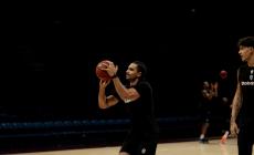 Μήτρου-Λονγκ: «Είμαστε μια ομάδα που όλοι θέλουν να κερδίσουν – Είναι μαραθώνιος, όχι σπριντ» (vid)