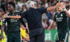 Μουρίνιο: «Ο Βινίσιους δουλεύει σκληρά, μου ραγίζει η καρδιά να τον βλέπω έτσι»