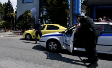 Νέα Ιωνία: Πελάτης τσακώθηκε με οδηγό ταξί και της έκοψε το αυτί με τα δόντια του