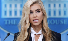 Katie Zacharia: Το πρώτο μήνυμά της μετά την απομπή της από τον Λευκό Οίκο