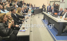 Έντονες αντιδράσεις και αποδοκιμασίες κατά την υποδοχή του Άδωνι Γεωργιάδη στο ΓΝ Χανίων (vid)