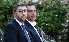 Ο «βλάκας» του Καρτερού και η μετωπική σύγκρουση Ανδρουλάκη – Τσίπρα