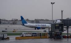Συναγερμός σε πτήση της United: Αεροσυνοδός είδε μήνυμα για αεροπειρατεία στο κινητό επιβάτη