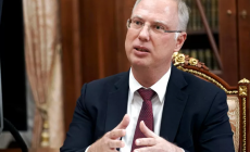 Επιχαίρουν στη Μόσχα: «Ιστορικές» οι δηλώσεις Τραμπ για τον Ζελένσκι