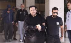 Φίλιππος Καμπούρης: Η πολυτελής ζωή, τα μετρητά και η θυρίδα της συζύγου του - «Βροχή» οι καταγγελίες (vid)