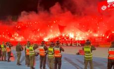 Εξέδρα… φωτιά: Ακόμα μια μαγική παράσταση από τους οπαδούς της Γουιντάντ Καζαμπλάνκα (vids)