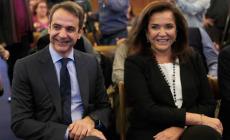 Η Ντόρα, το 25% και... τι συμβαίνει με τον Λαζόπουλο