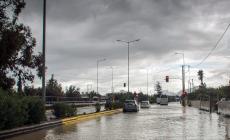 Καιρός σήμερα: Βροχές και καταιγίδες με λίγα χιόνια στα βουνά – Πέφτει η θερμοκρασία