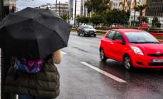 Καιρός σήμερα: Βροχές και καταιγίδες με λίγα χιόνια ακόμα και στην Πάρνηθα