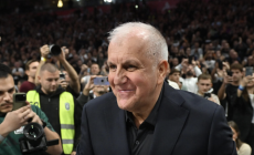 Αλλιώς περίμεναν τον «Ζοτς», αλλιώς τους… συστήθηκε ξανά!
