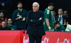 Ομπράντοβιτς: «Αν δεν παίξουμε άμυνα, θα είναι πολύ δύσκολα τα πράγματα»