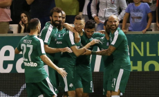 100% επαγγελματίας με «γλυκό» αριστερό: Ο παίκτης που εκτίμησε η πράσινη εξέδρα, έγραψε ιστορία στα 42 του