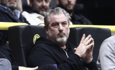 Τι κι αν δικαιώθηκε; Στο «σκαμνί» ο Δήμος Στασινόπουλος που κατήγγειλε το σύστημα Λιόλιου!