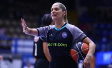 Όταν η πορτοκαλί «θεά»… λερώνεται!