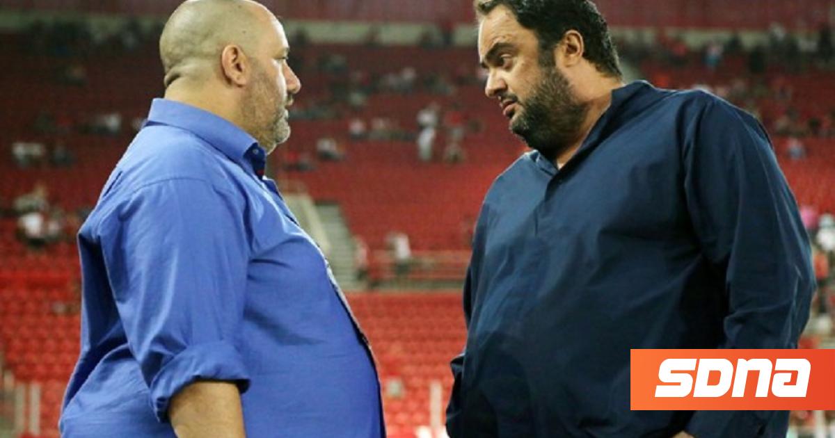 54 και αγωνίζεται να χάσει βάρος