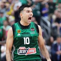 Κώστας Σλούκας
