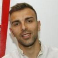 Άζερ Μπουσούλατζιτς